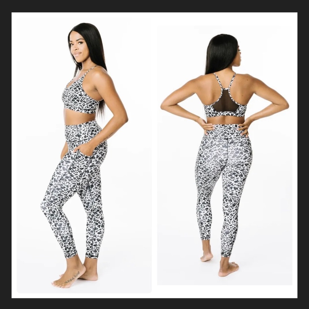 NEW ZYIA Active Snow Leopard Print Brilliant Pocket 7/8 Leggings